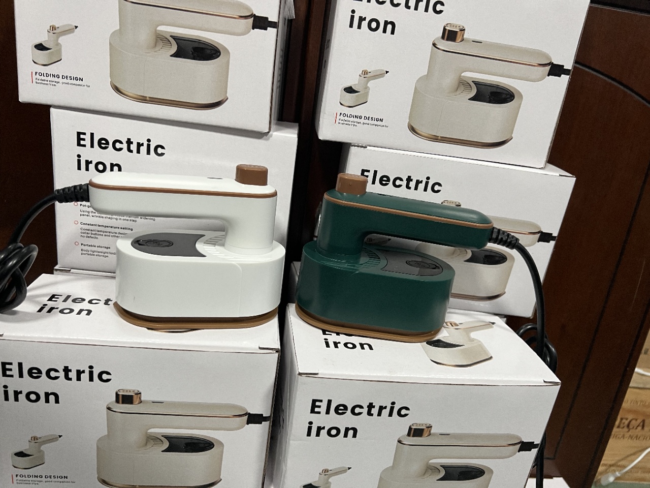 MY-113 Mini Iron, multi-functional electric iron, hanging Iron, household handheld electric iron, quick ironing of clothes, portable electric iron details Picture