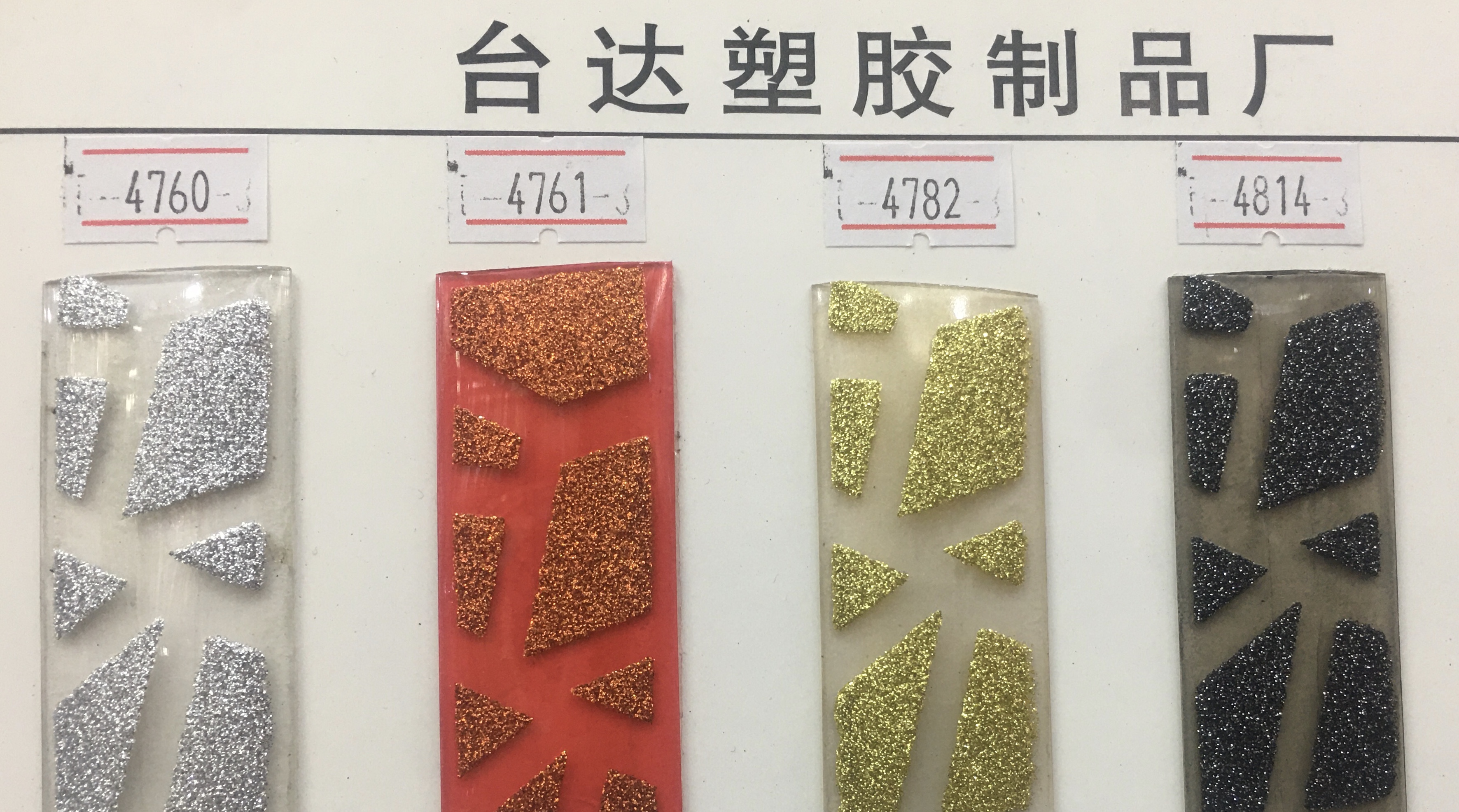 洞洞鞋配件/洞洞鞋金属配件/免系鞋带懒人/洞洞鞋配件金属/洞洞扣白底实物图