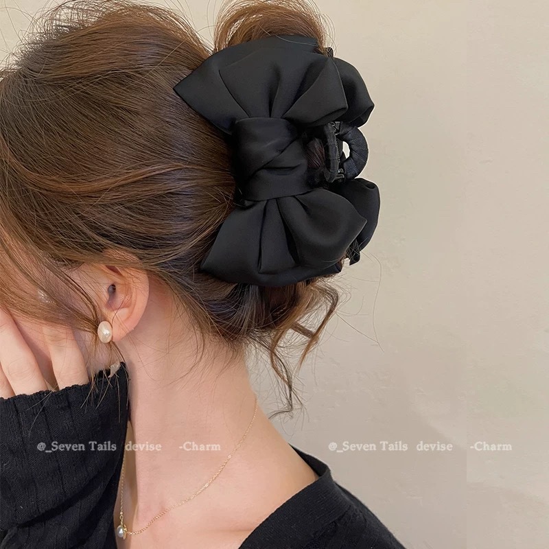 网纱蝴蝶结抓夹女高级感2025新款发夹发量大后脑勺鲨鱼夹秋冬发饰