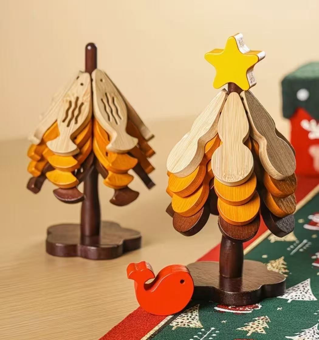 圣诞树/圣诞树圣诞用品/可折叠圣诞树/微景观树脂圣诞/折叠圣诞树细节图