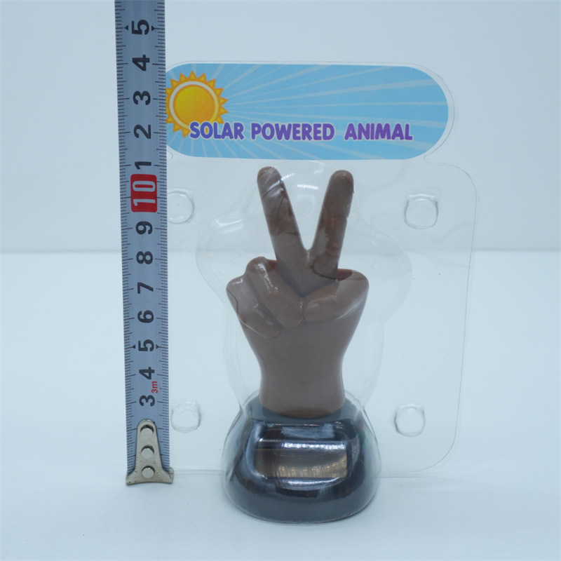 创意太阳能手指比耶感应摇摆玩具车内装饰品摆件细节图
