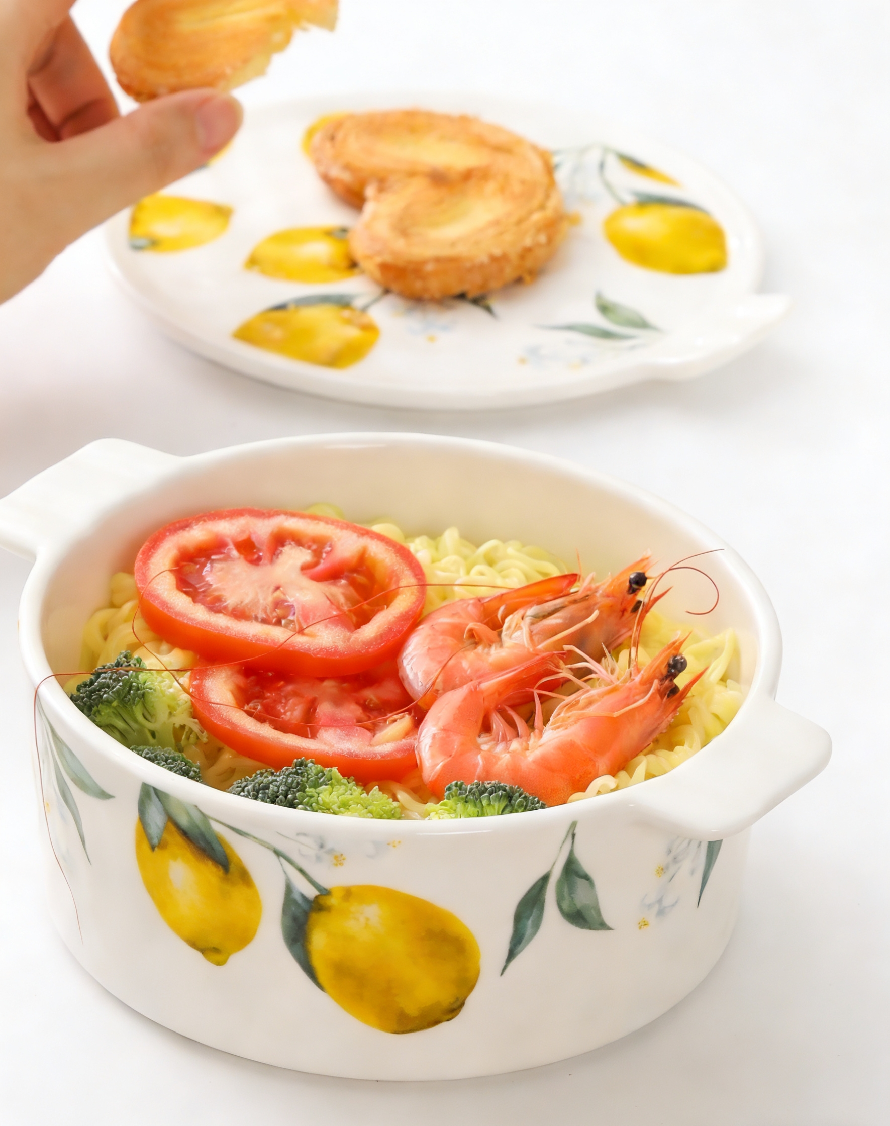 盘子/餐具/餐具盘子/4宫格木托盘/陶瓷对花饭盘8寸C级白底实物图