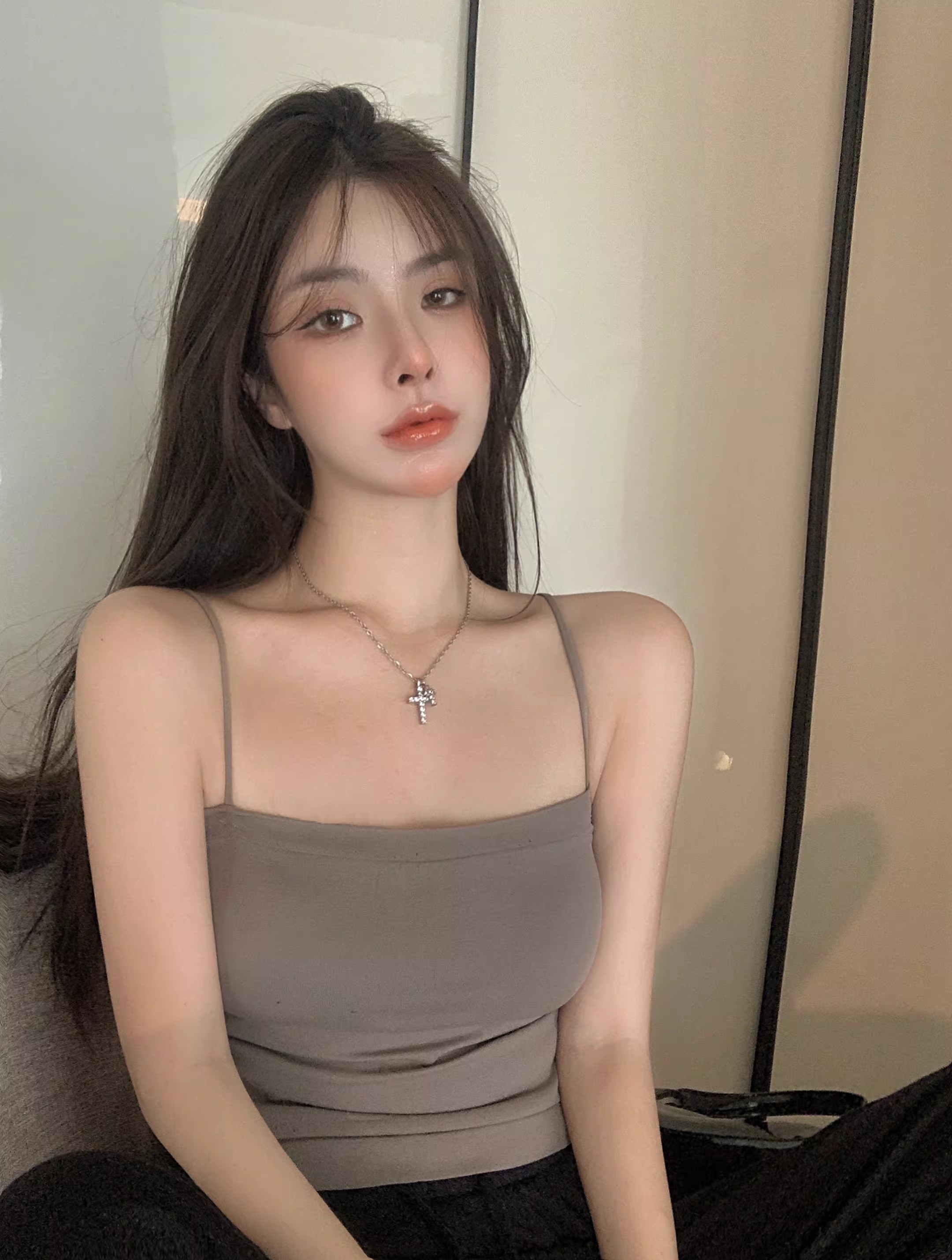 A summer hot girl with a beautiful back, halter top, off-the-shoulder bra and sleeveless strapless short top inside pic 8