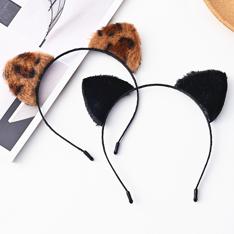 Hairband for women washing their faces in autumn and winter, cute cat ears, fluffy hair clip, Internet celebrity, new hair accessory in 2025, headband details Picture