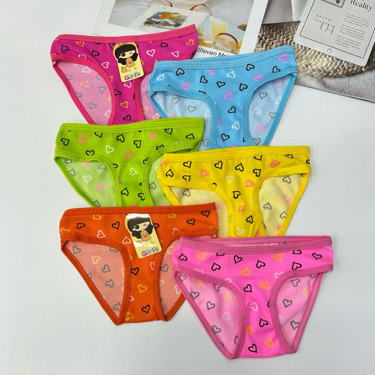 DD-8682# Export Middle East and Africa Children's Underwear with hollowed-out heart color printed Children's clothing, comfortable and breathable underwear for women, QNI Item Picture
