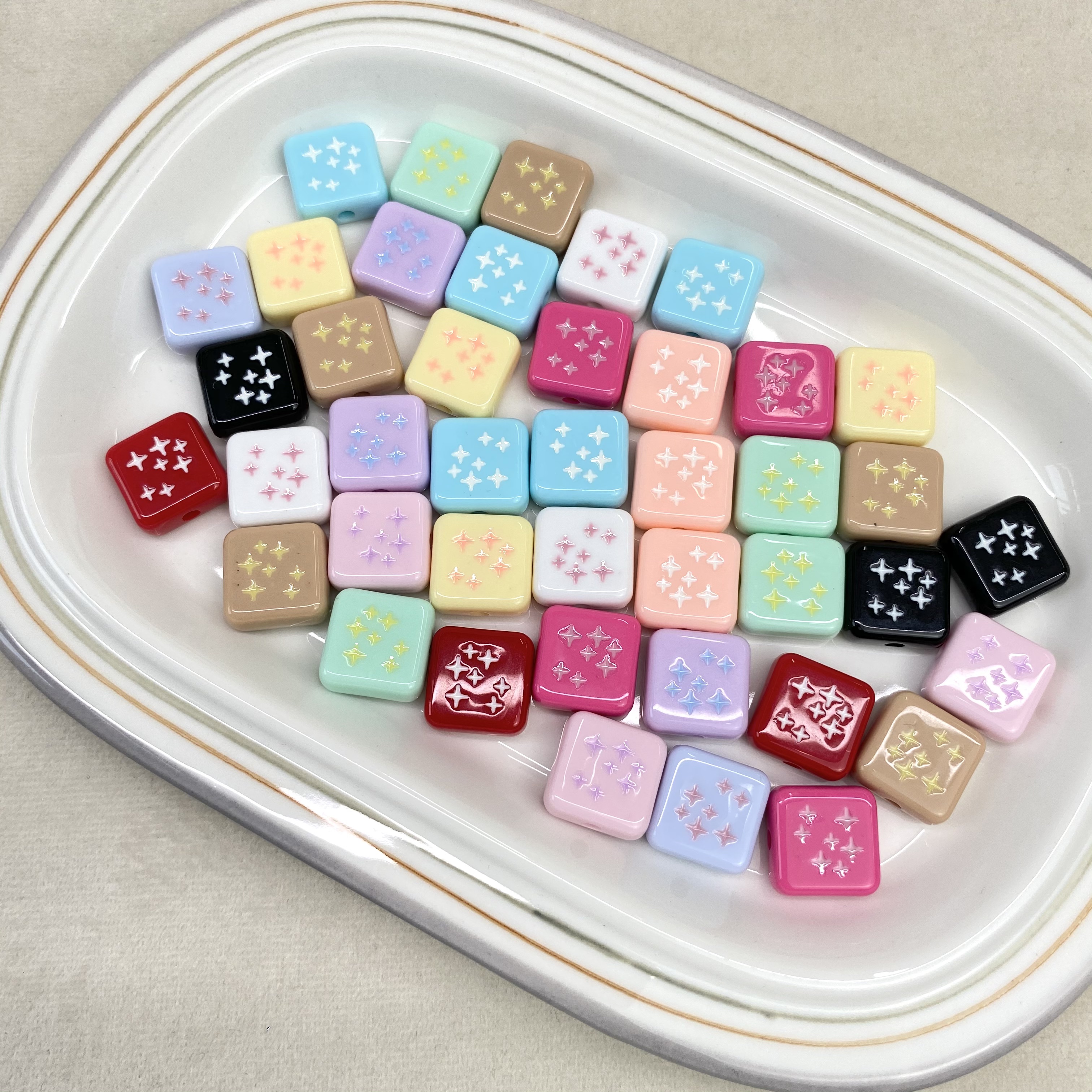 Acrylic oil-dripping star square diy/ mobile phone chain, bag pendant, accessory and jewelry source manufacturer supplies wholesale Application Scenario