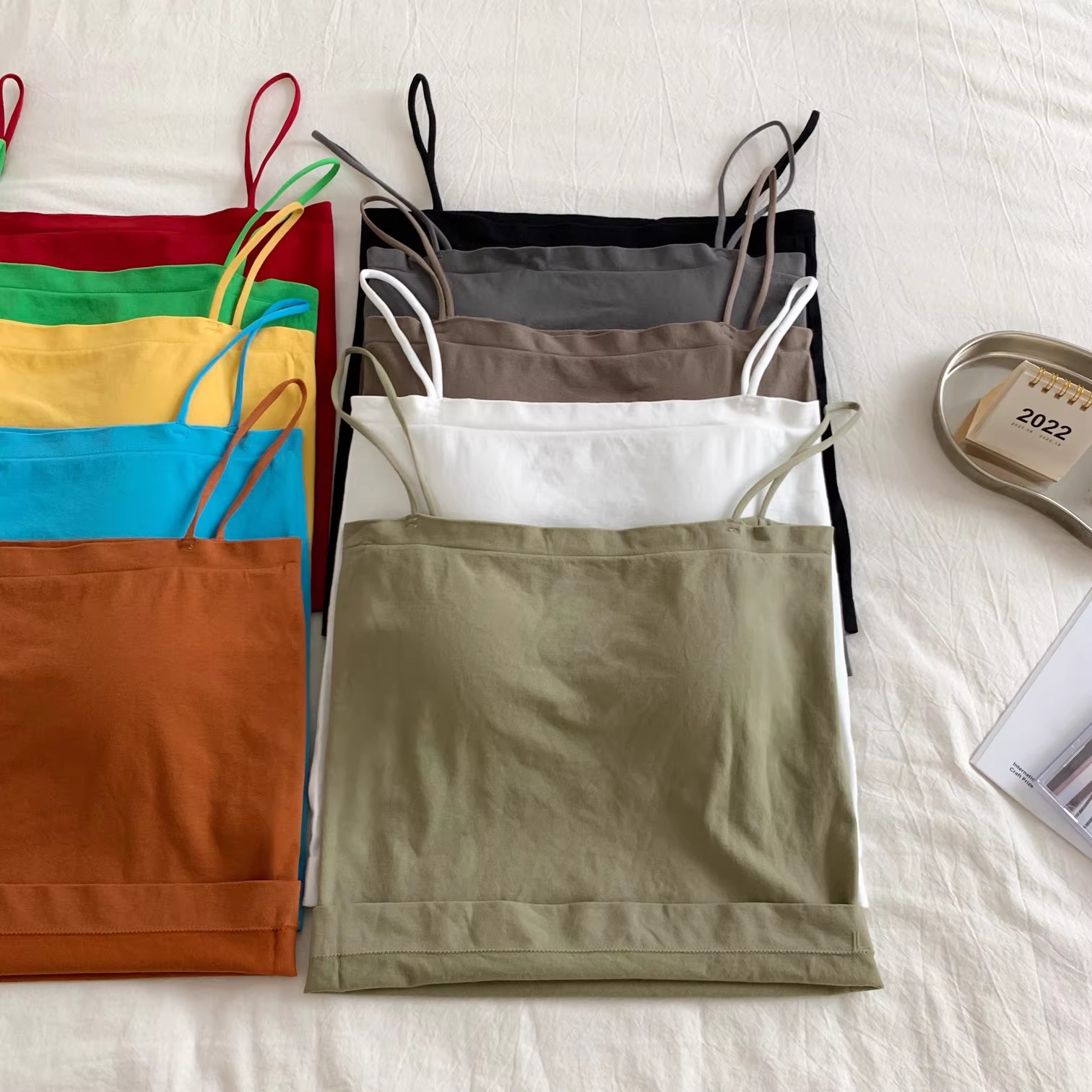 Colorful halter vest for women, summer, thin and versatile, slimming vest, base layer, loose vest top, student style pic 3