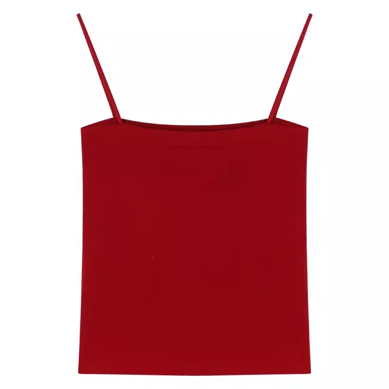 A summer hot girl with a beautiful back, halter top, off-the-shoulder bra and sleeveless strapless short top inside Application Scenario