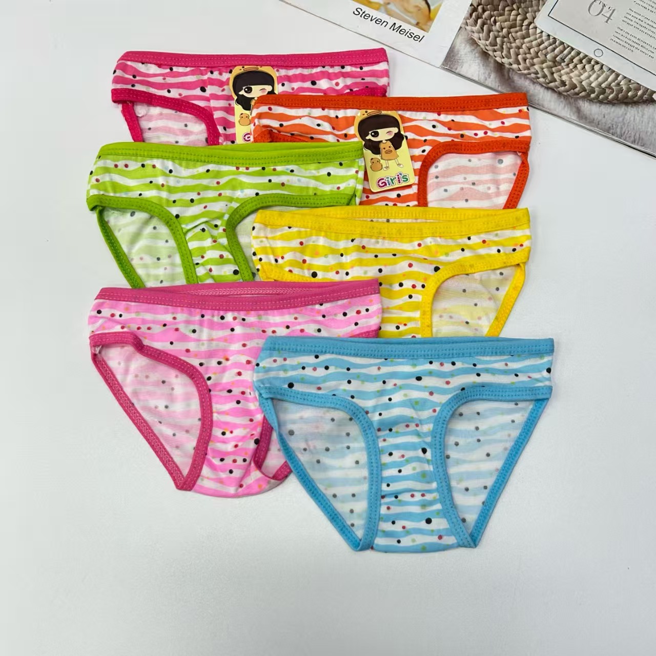 DD-8013# Children's underwear for export to the Middle East and Africa, polt-colored printed children's clothing, comfortable and breathable underwear for women, QNI Item Picture