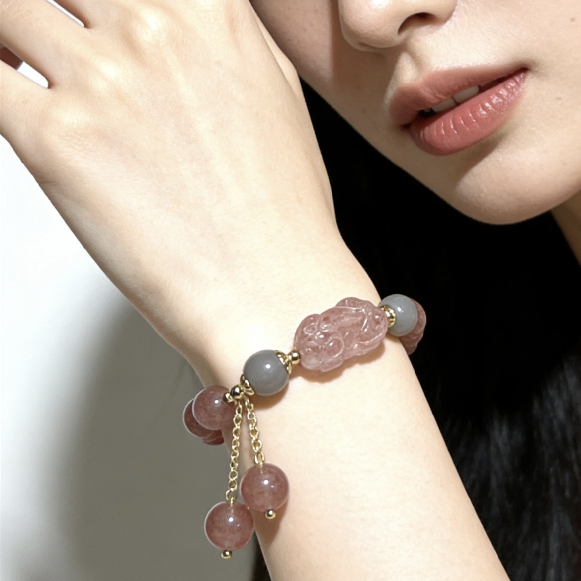 草莓晶配貔貅幸运手串手链