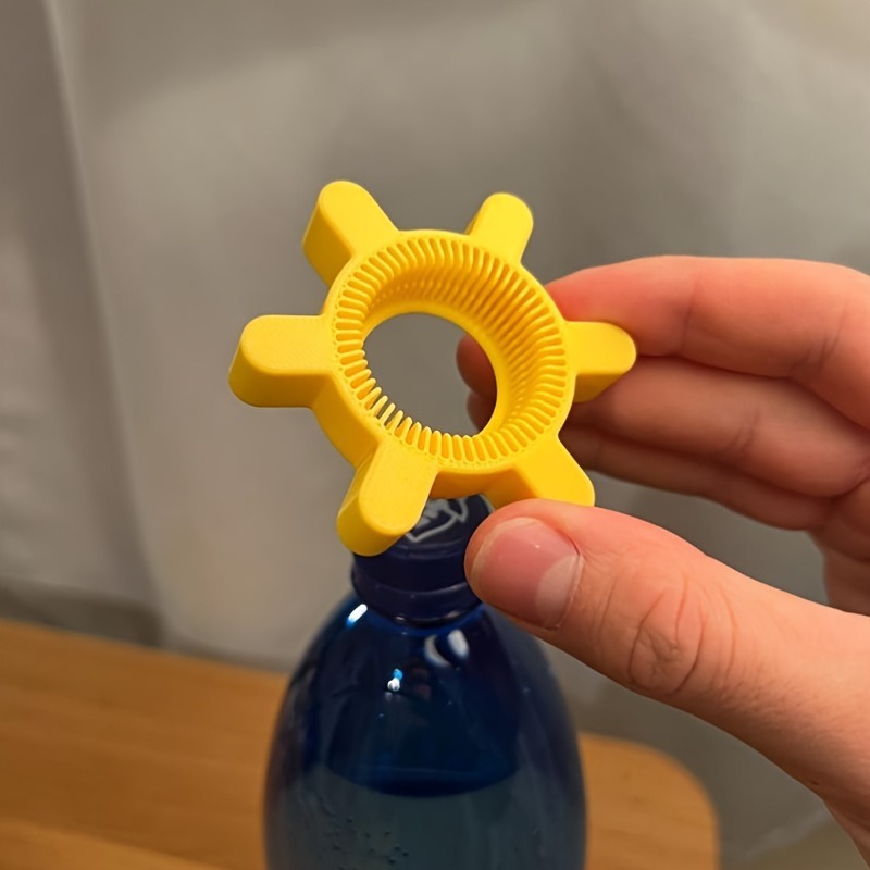 跨境爆品创意 Bottle Cap Opener家居厨房旋转可乐开瓶器工具玩具