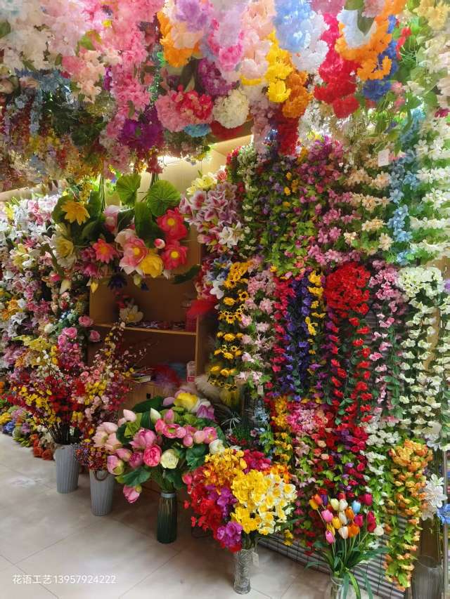 Chinese-style artificial lotus, artificial flower, silk flower, lotus, Buddha hall flower table, home decoration, plastic ornaments, living room ornaments, artificial flowers, wedding artificial flowers, waterfall artificial plant wall detail image 17