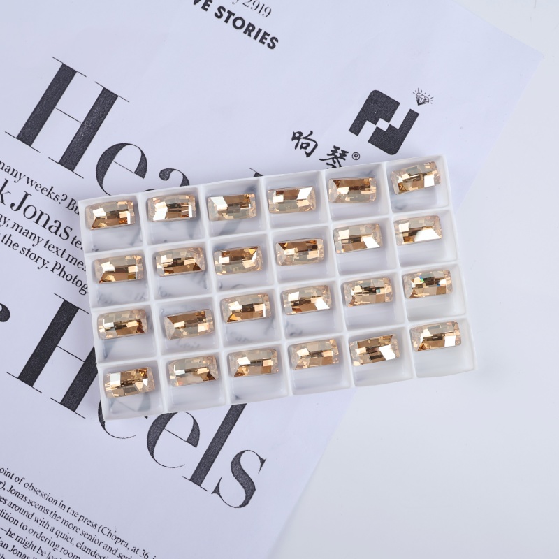 Huazi Champagne-colored pointed-bottom irregular-shaped diamond, Maillard diamond jewelry, Shijia nail art rectangular accessories, bulk retail and wholesale Item Picture