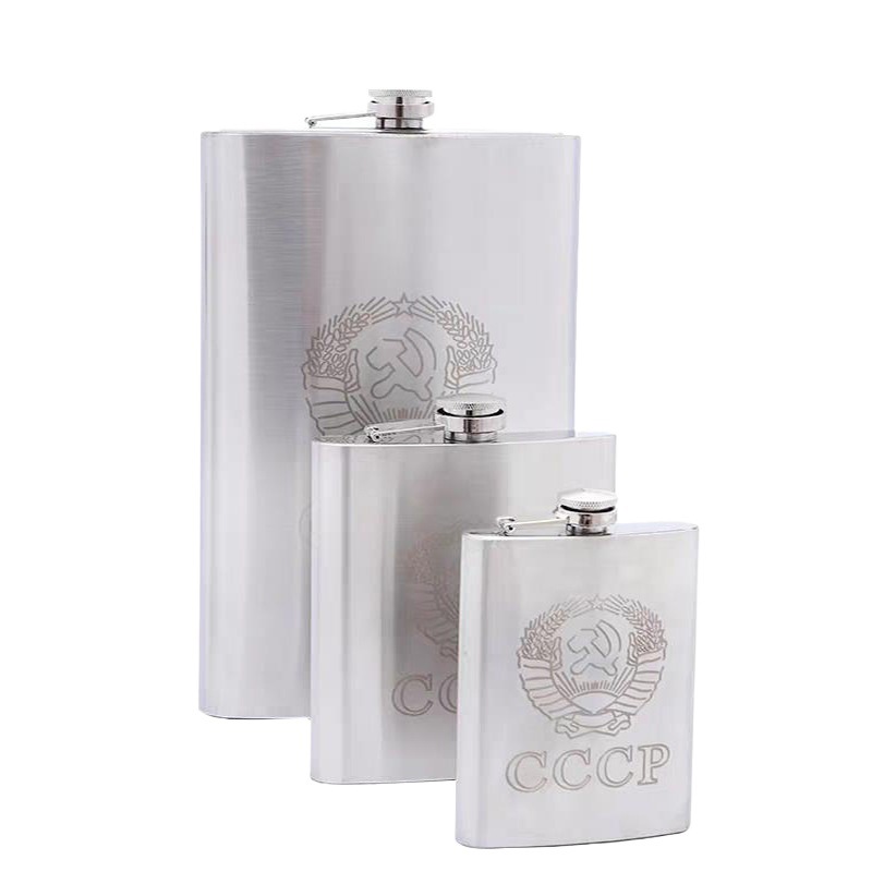 Wholesale of thickened stainless steel food-grade 304 small wine kettles, 1-10 jin, 70 thread outdoor portable flat water kettles Application Scenario