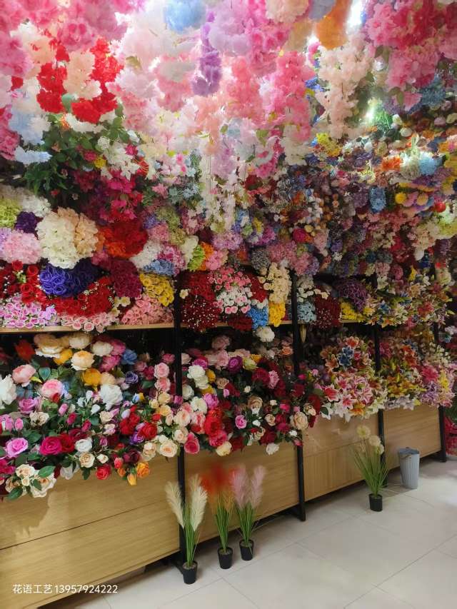 Artificial flower and vine ornaments, lilies, plant vines, living room ceiling decoration, air conditioning pipe winding, artificial flowers, climbing vines, artificial flowers, wedding artificial plant walls, artificial flower waterfalls detail image 9