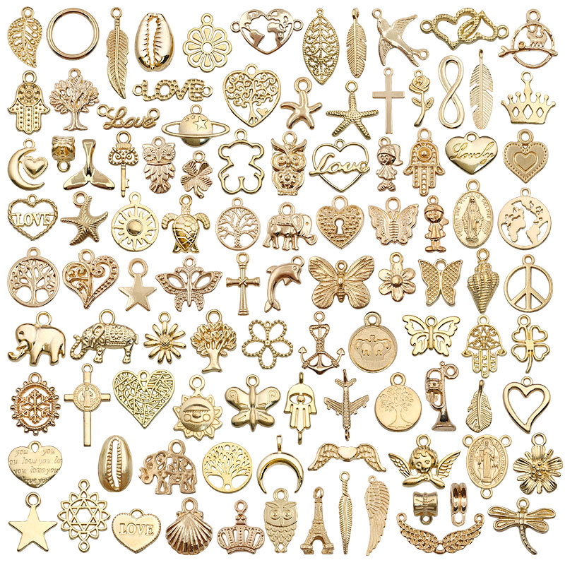 A collection of 100 KC gold alloy pendants, pendants, bracelets, necklaces, and other diy jewelry accessory materials