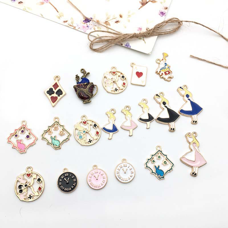 diy jewelry accessories, oil-dripping alloy small pendant, Alice series anime round piece bracelet necklace pendant