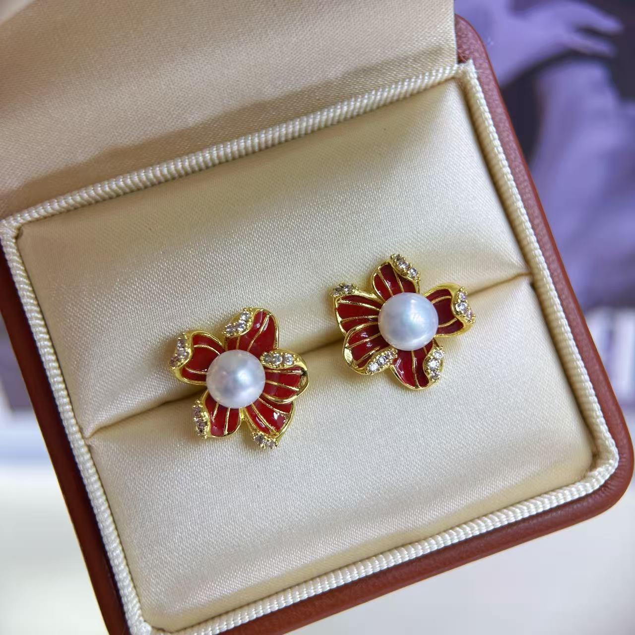 诸暨淡水珍珠耳钉女锆石镶嵌馒头珠耳钉红色系列彩色滴釉饰品批发珍珠项链珍珠项链细节图