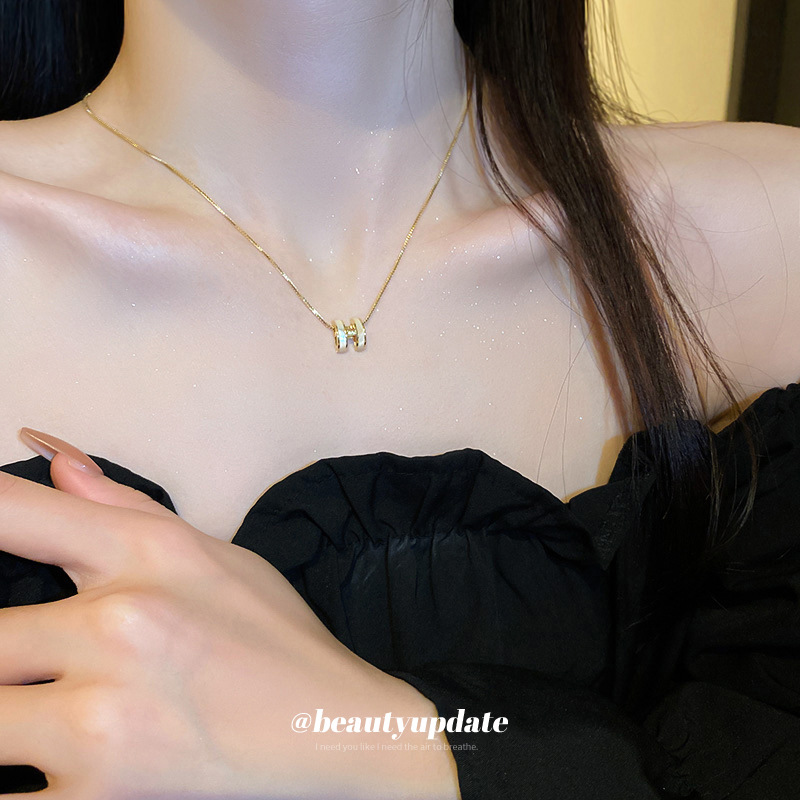 Genuine gold electroplated shell zircon letter necklace for women, Korean high-end and light luxury collarbone chain pendant and accessory wholesale for women details Picture