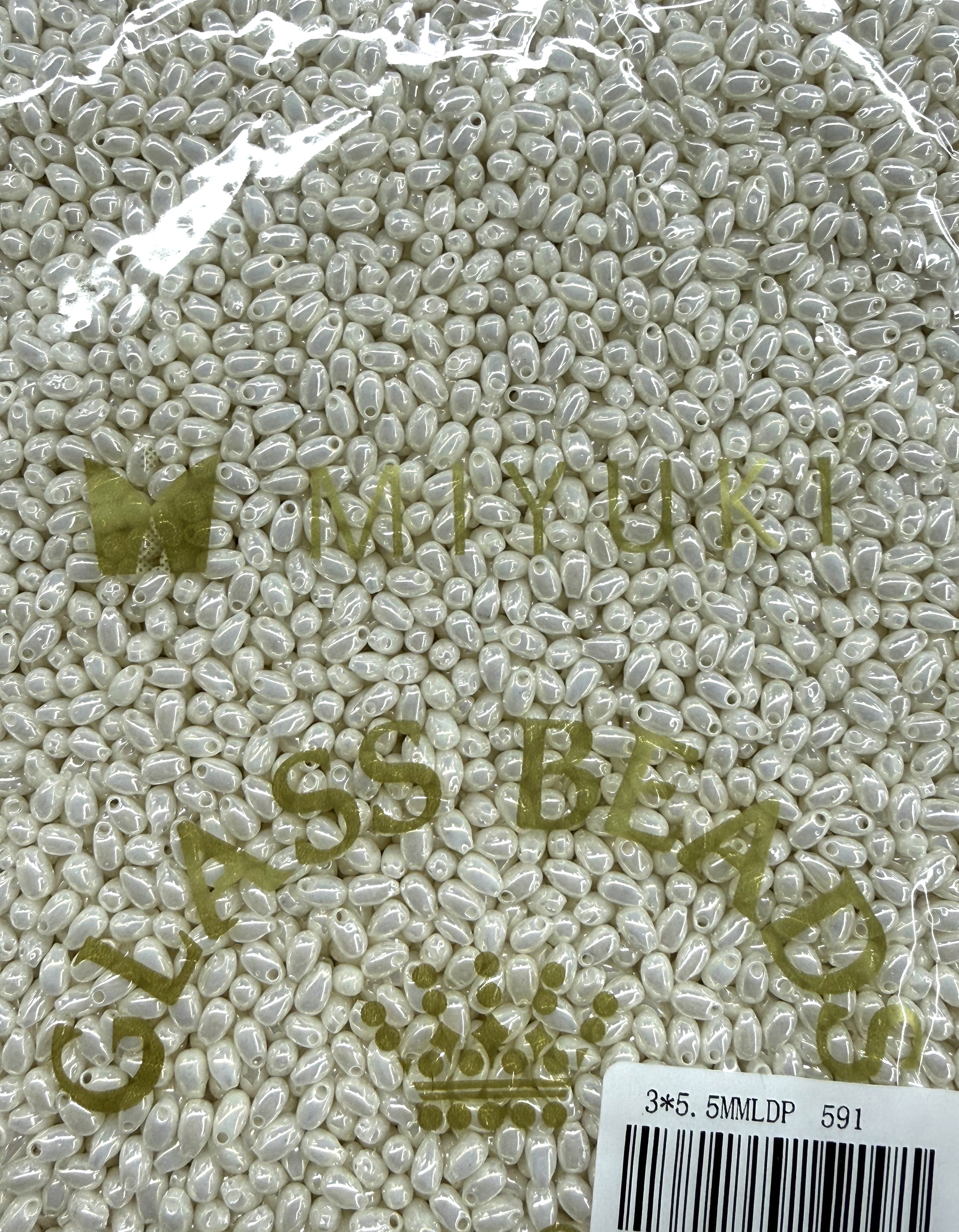 db/米珠/珠子/玻璃珠/串珠白底实物图