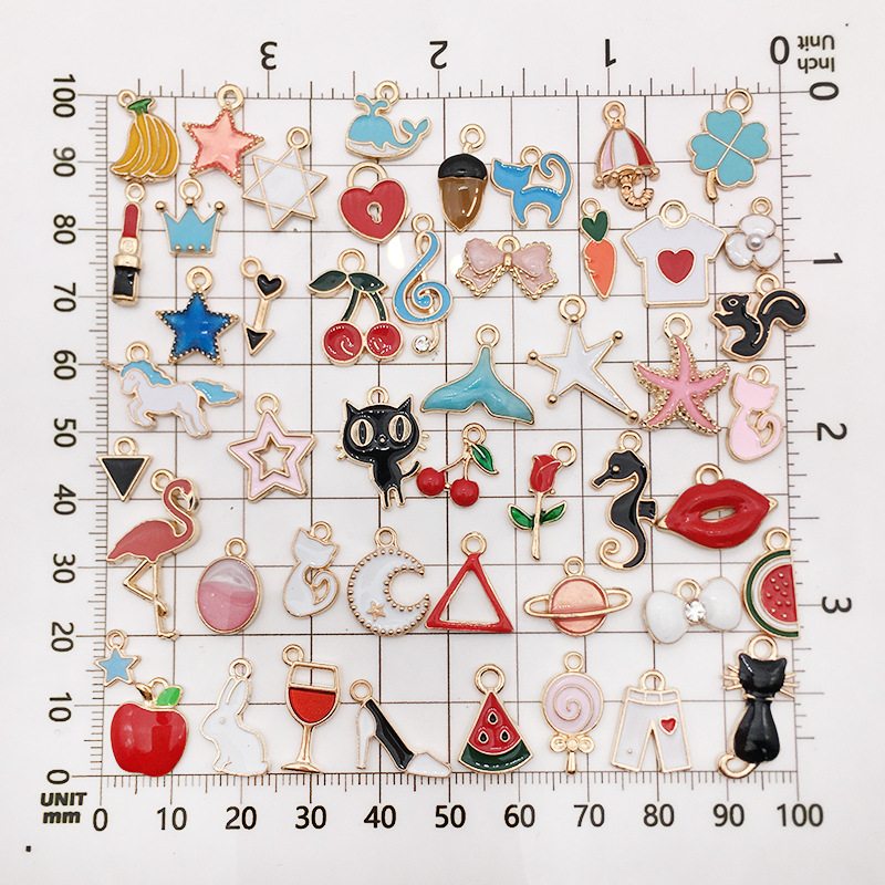 Handmade diy jewelry accessories, oil-dripping alloy small pendants, mixed sets of 100 types of bracelet pendant accessories, materials and auxiliary materials details Picture