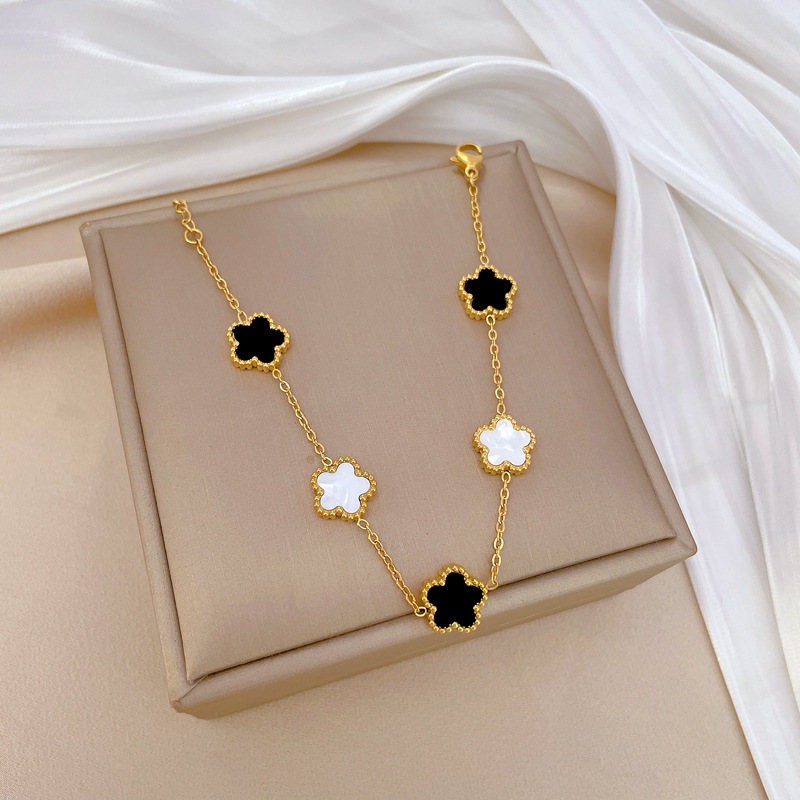 【 All-titanium Steel 】 Five flower shells Dongdaemun personalized bracelet, a retro birthday gift for a female Internet celebrity and her best friend Specification image