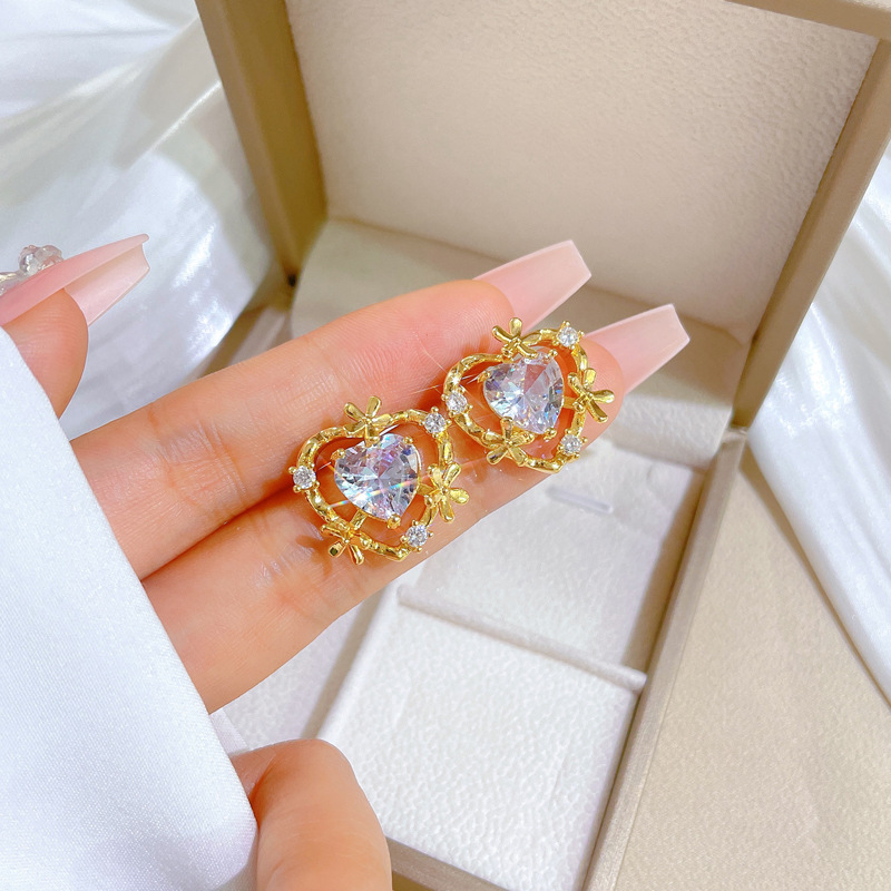 【钛钢】微镶项链耳环套装轻奢爱心花朵个性气质宴会耳饰项饰组合详情图3