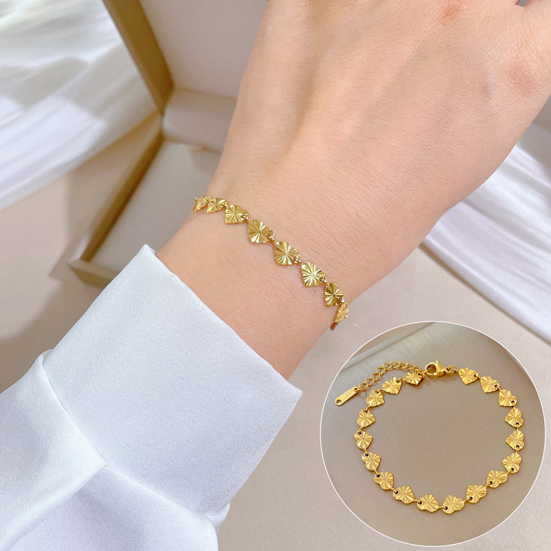 【 All-titanium Steel 】 Dongdaemun Personalized laser heart-shaped Chain bracelet, a retro best friend of a female Internet celebrity