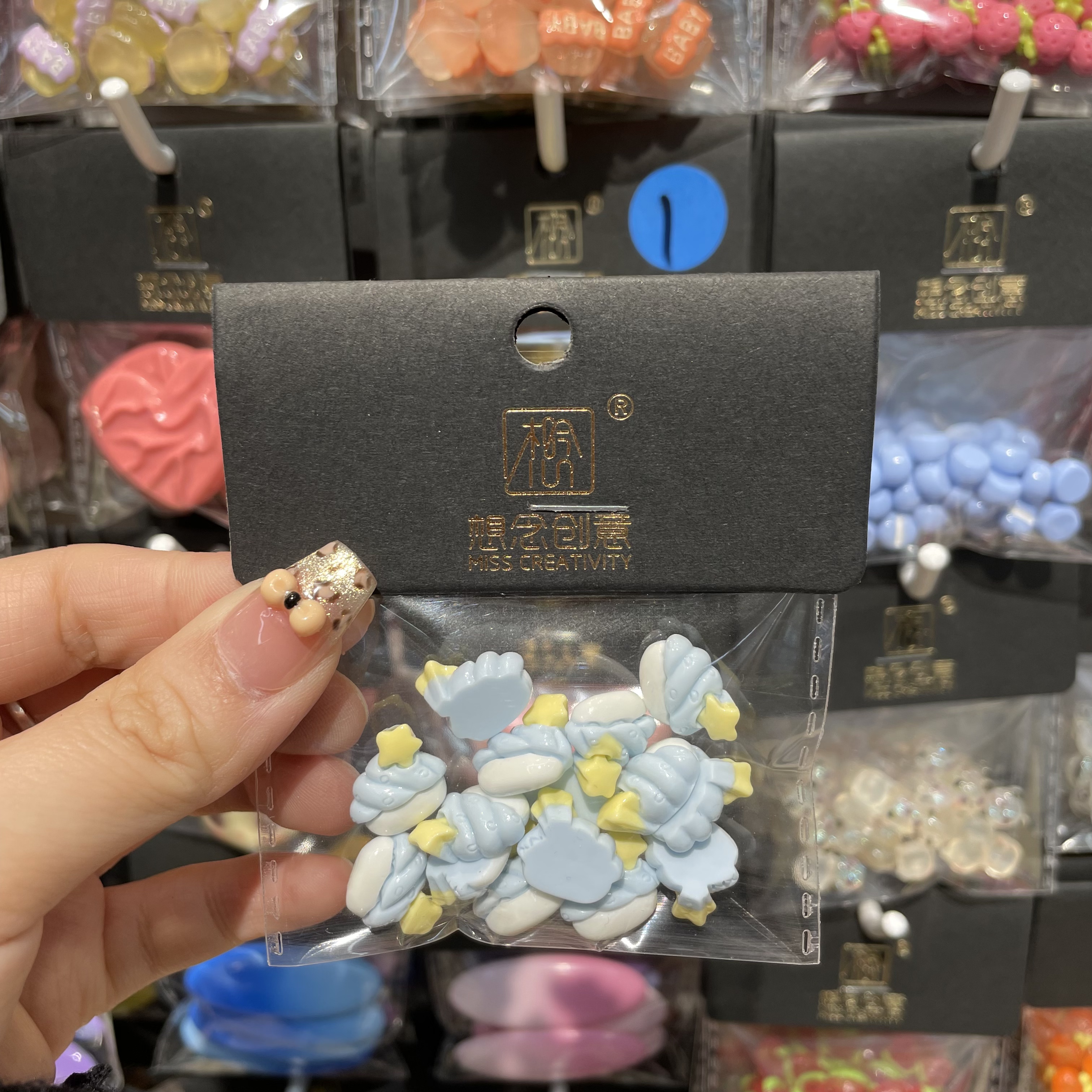 伴手礼/水晶魔法球/春联/盲盒/小礼品产品图