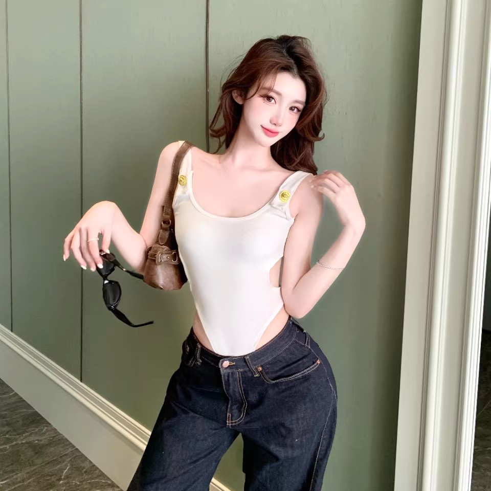 夏季新款性感风纽扣拼接吊带连体衣女修身显瘦固定带胸垫百搭上衣