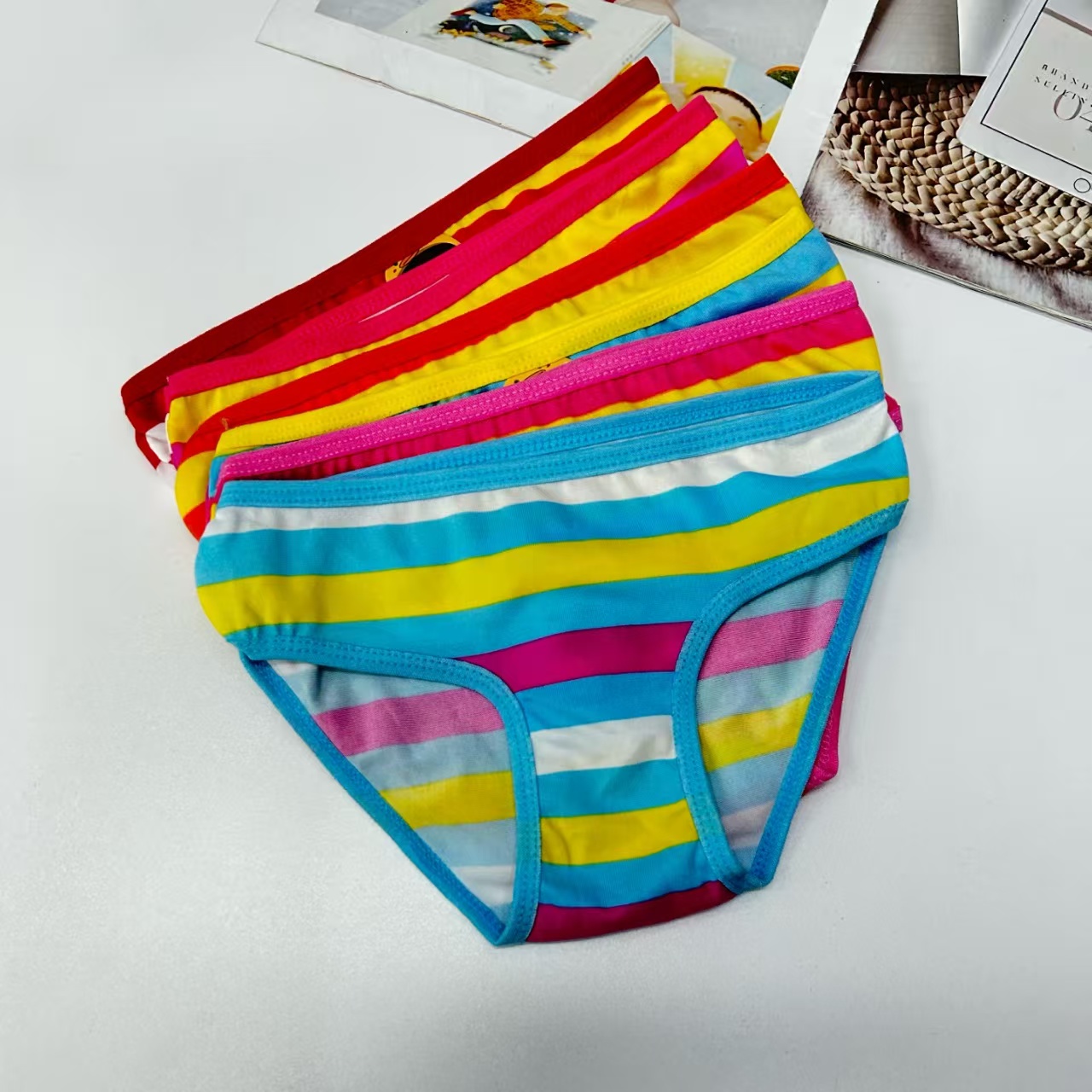 DD-617# Export Underwear for Foreign Trade Children's Colorful fringed striped Underwear Women's Triangle Pants Children's Clothing Contrasting Color Underwear Women QNI Specification drawing