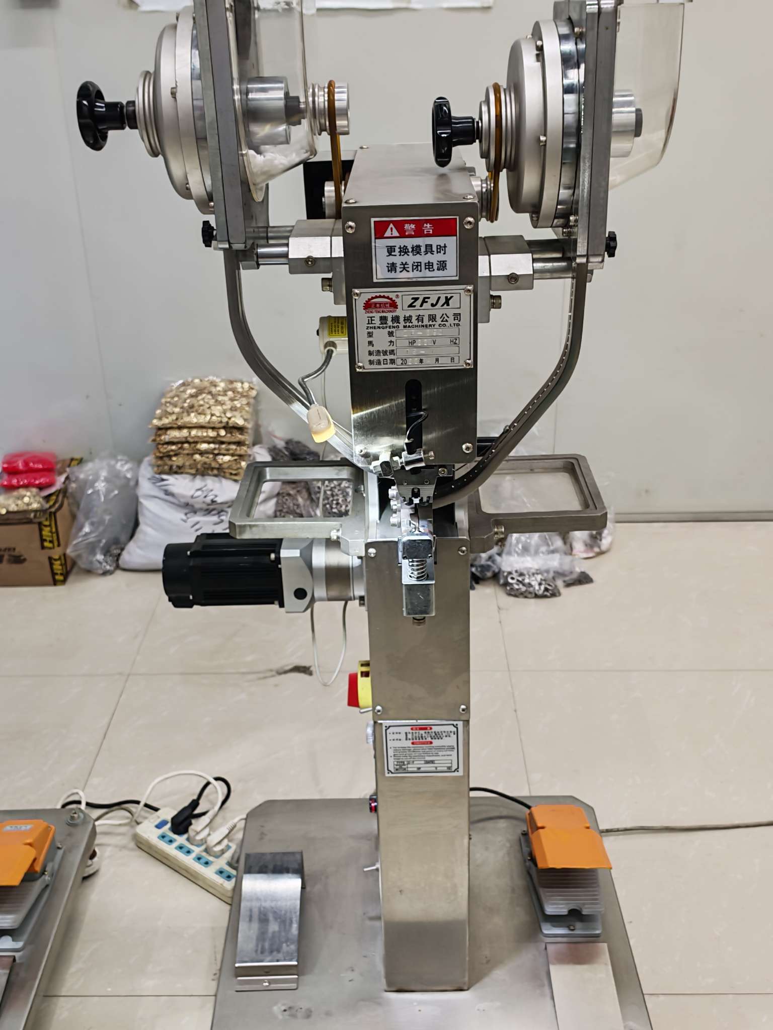Automated crimping machinery and equipment, as well as hardware accessories and auxiliary materials. Specification image