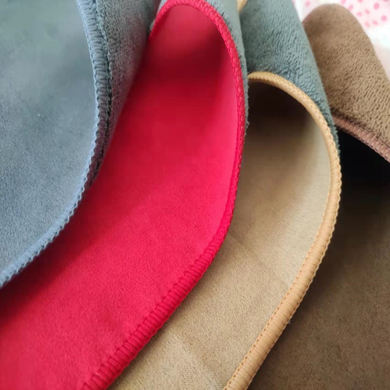 Cross-border suede car wash towel, thickened coral fleece absorbent car wash towel, glass cleaning without leaving marks, fleece surface cleaning cloth Application Scenario