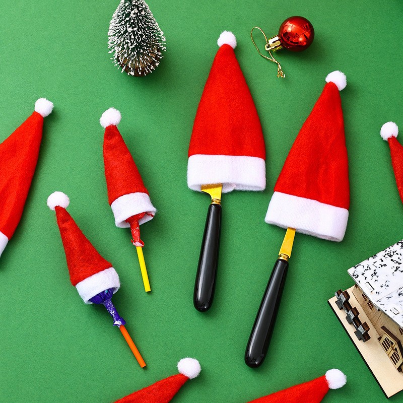 Christmas decorations: mini Christmas hat, Christmas wine bottle cap, flannel small cap, knife and fork cover Application Scenario