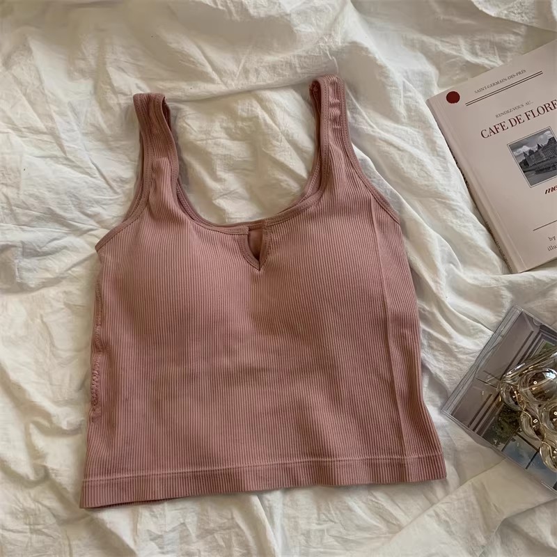 For women, wear a summer top with a strapless top inside, a black and white strapless top, and a strapless bottom layer with a beautiful back inside pic 8