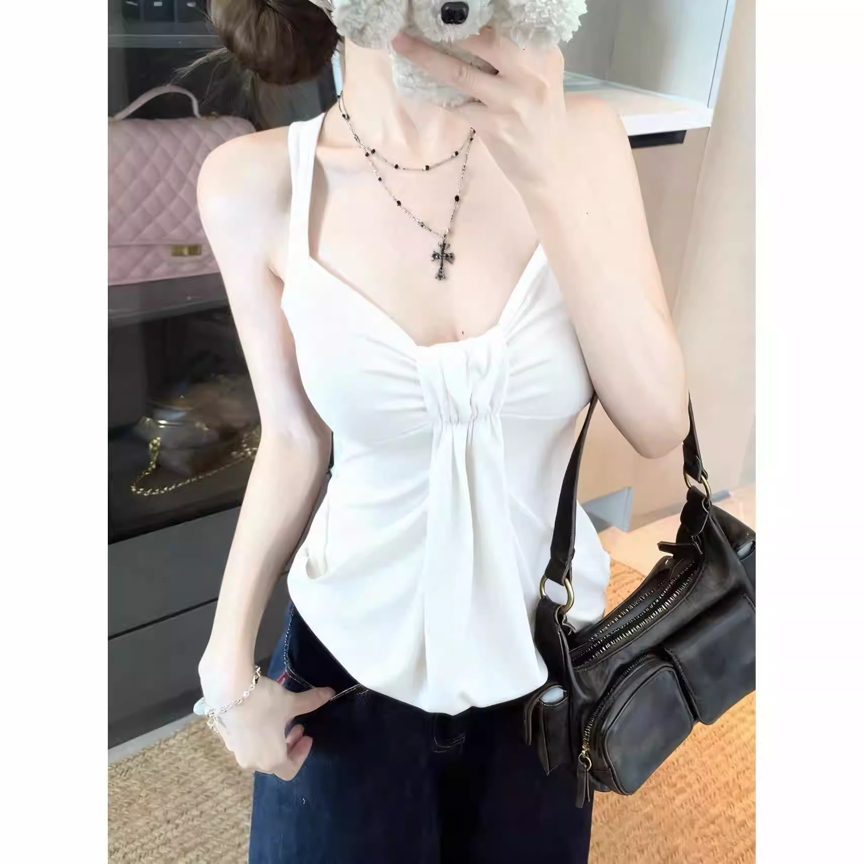 A pure and sensual bow V-neck cross-halter top for women to wear as an inner or outer layer with a chest pad and a beautiful back is trendy pic 3