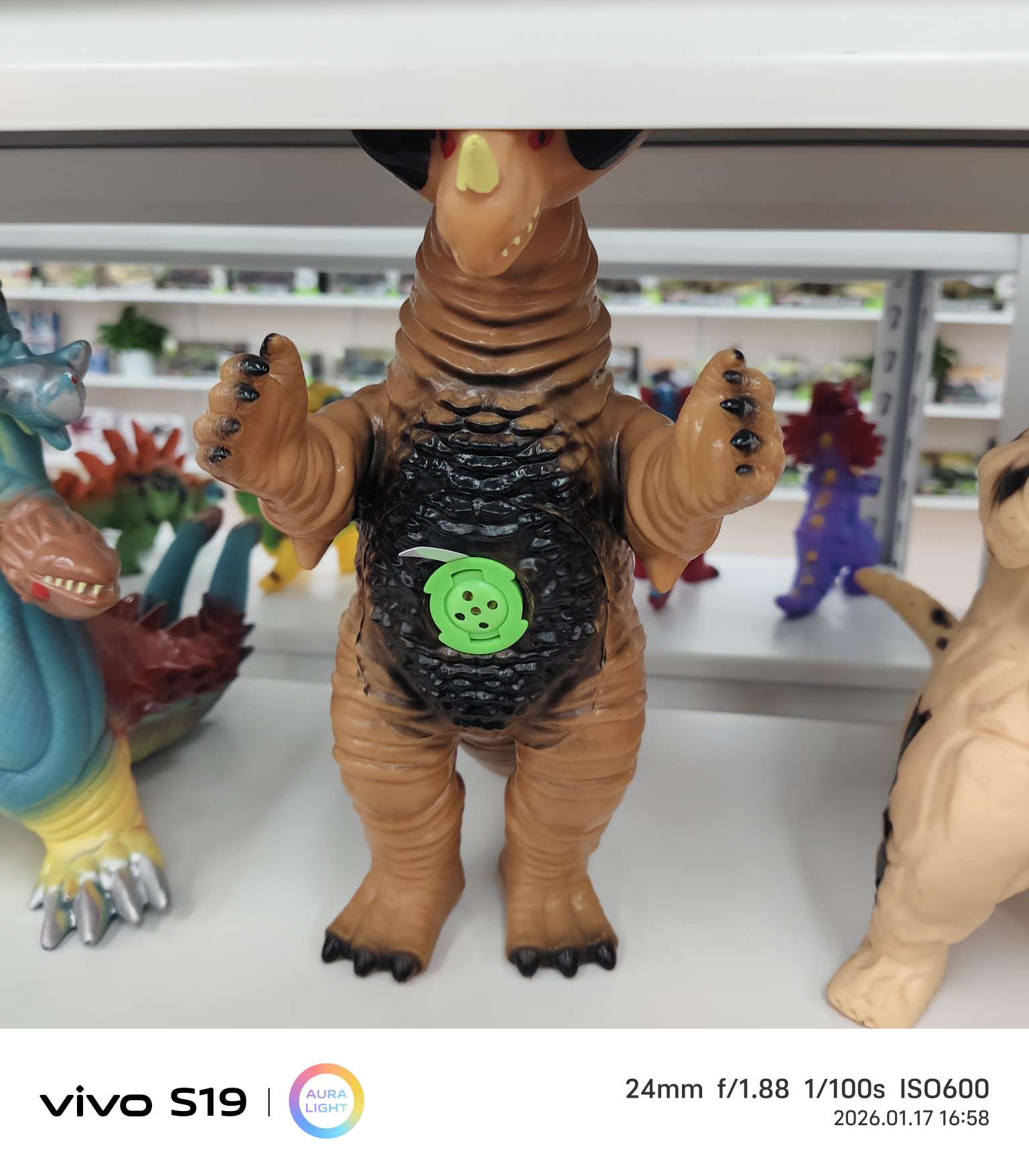 恐龙玩具膨胀玩具