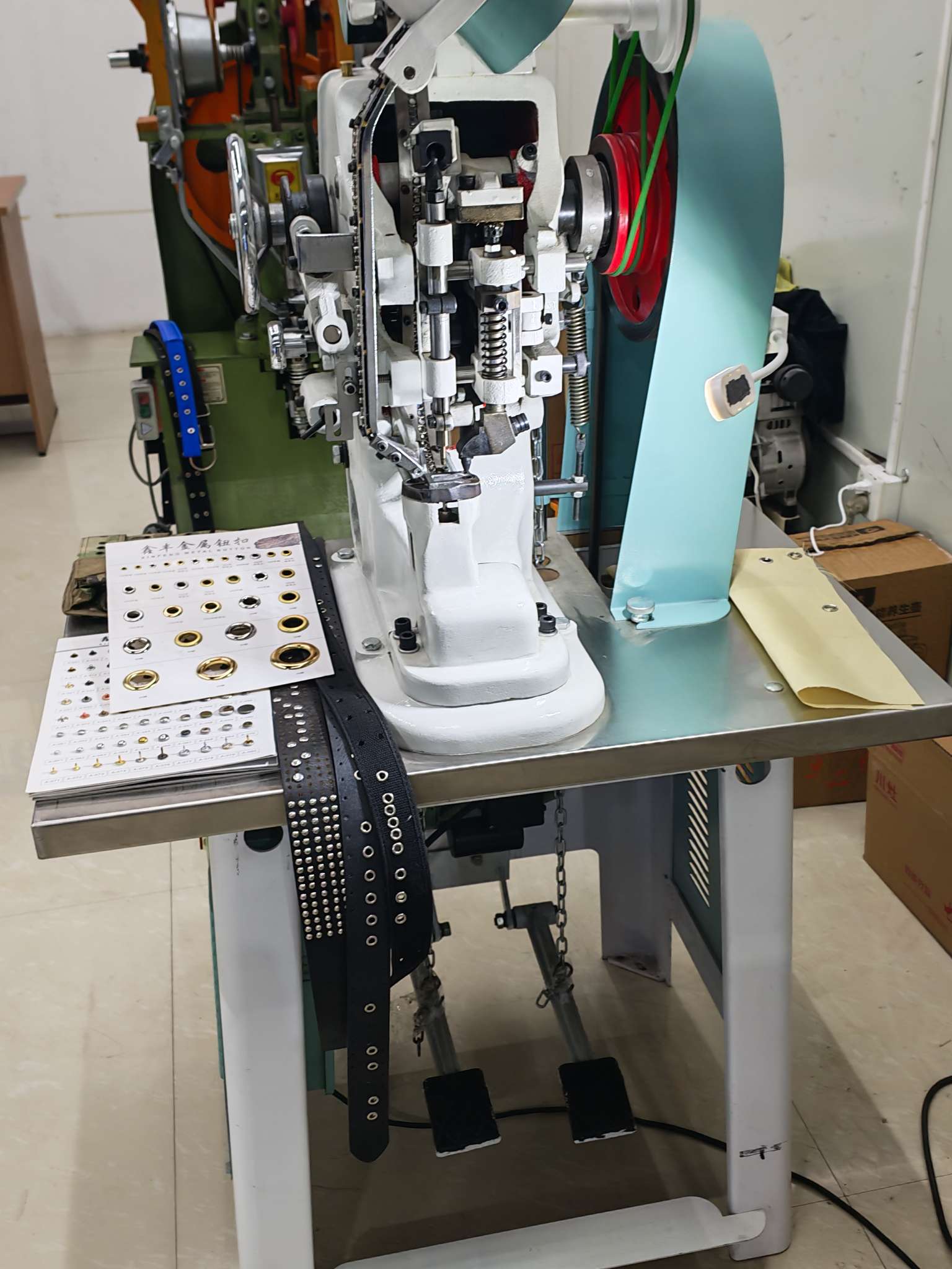 Automated crimping machinery and equipment, as well as hardware accessories and auxiliary materials. Item Picture