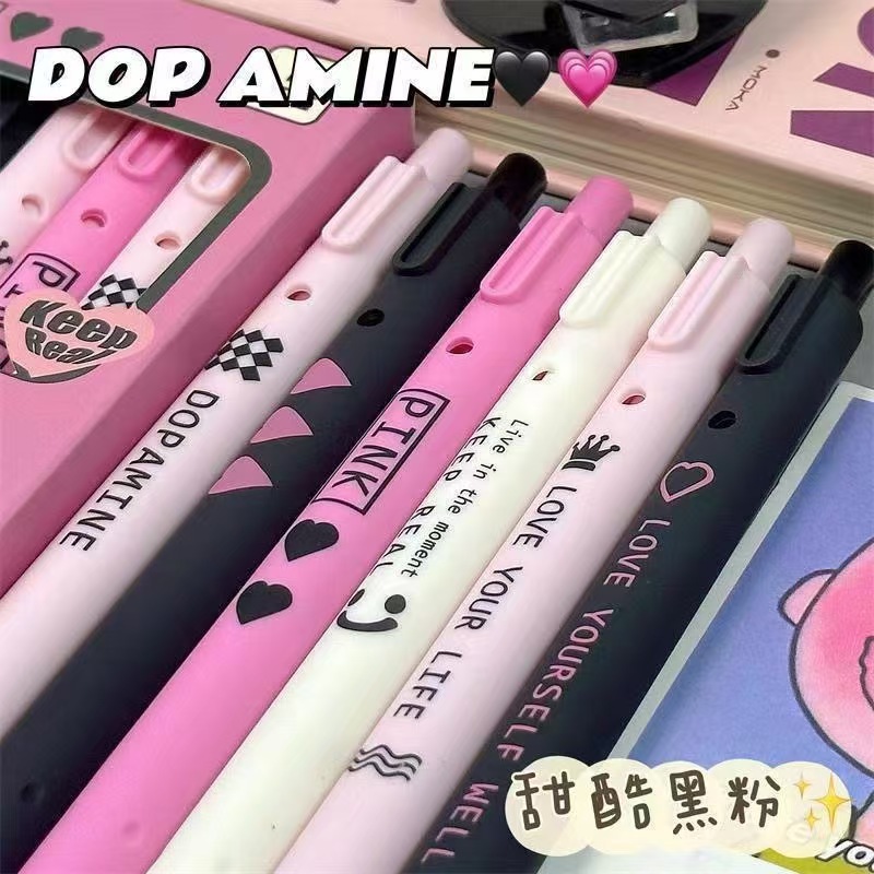Sweet and cool black pink heart, high appearance level on Instagram, Xiaohongshu, press the gel pen, easy for students to write, ST practice questions, black pen and water pen Application Scenario