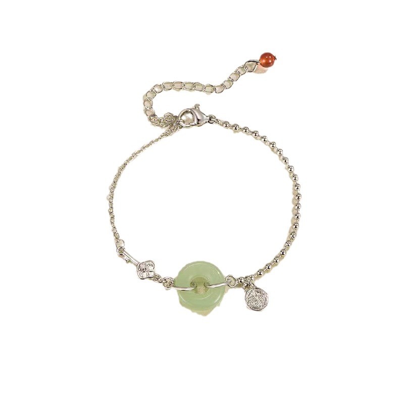 Wholesale of the same style of "Fu" brand peace pendant bracelet as Xiaohongshu, a versatile, high-end, light luxury, fashionable and elegant internet-famous jewelry Item Picture