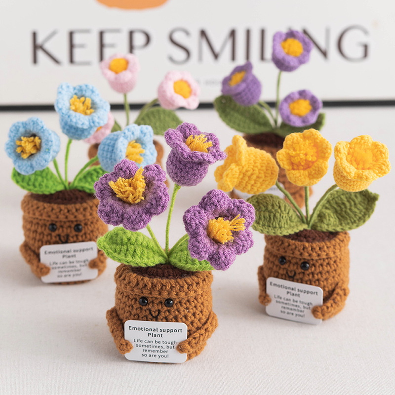 Cross-border plant dolls, positive cards, encouraging dolls, desktop ornaments, potted bouquets, finished products, knitted woolen potted plants Application Scenario