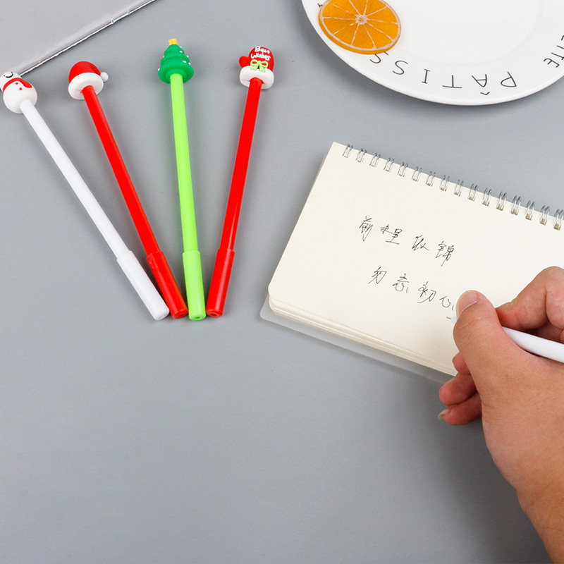 Factory direct sales of cute Christmas gel pens, creative Christmas gifts, office quick-drying signature pens, and student practice pens Application Scenario