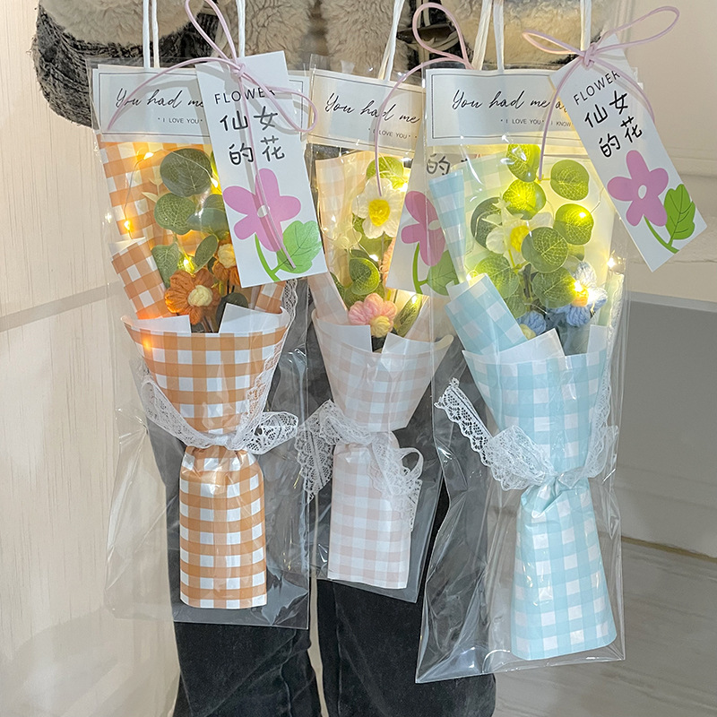 小清新毛线花束手工编织泡芙花成品创意带灯3.8妇女节礼物教师节