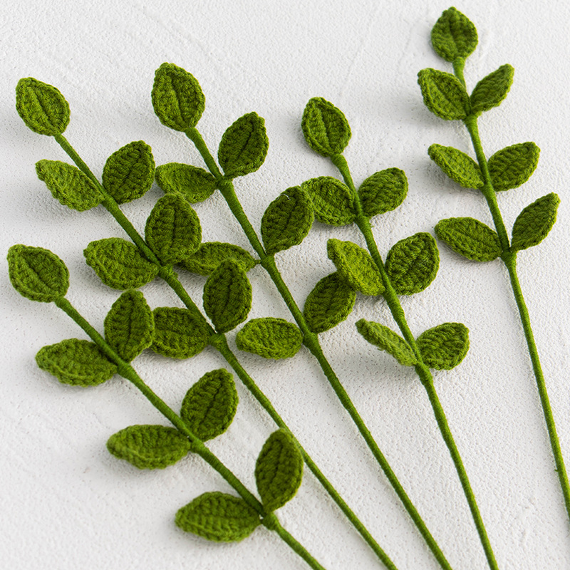 Hand-knitted wide-leaf eucalyptus artificial flower bouquets, olive leaf knitted flower arrangements for home plant decoration Application Scenario