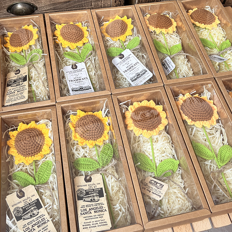 Hand-woven gift box sunflower wool bouquet finished product simulation flower sunflower gift box set, Teachers' Day gift