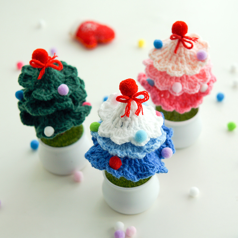 跨境成品手工编织三层圣诞树盆栽桌面摆件毛线钩针成品亚马逊热卖