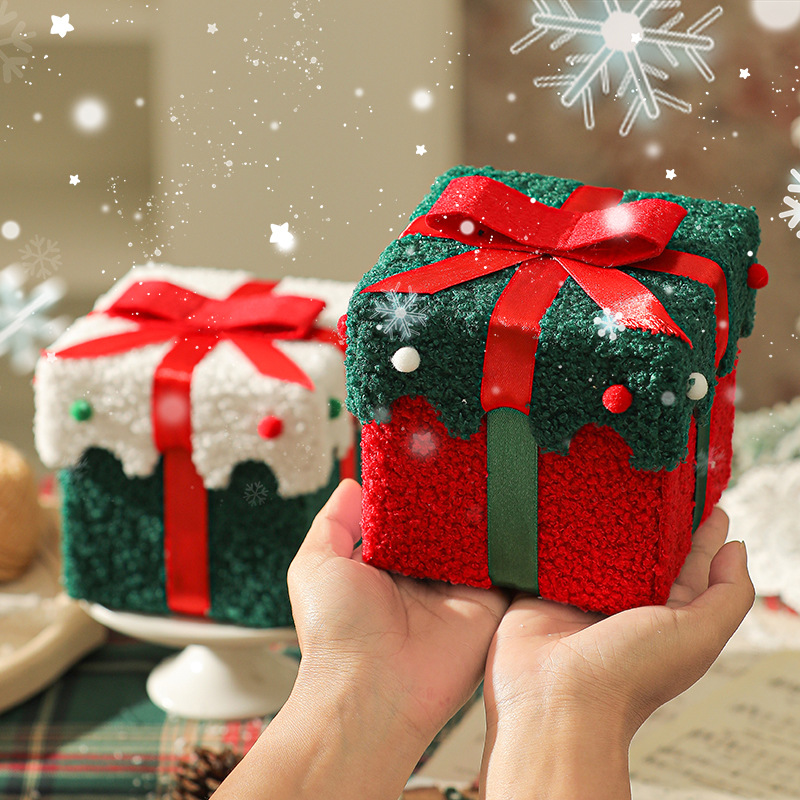 Creative Christmas apple packaging box, high-end thickened velvet Christmas gift box, high appearance level candy gift box, empty box details Picture