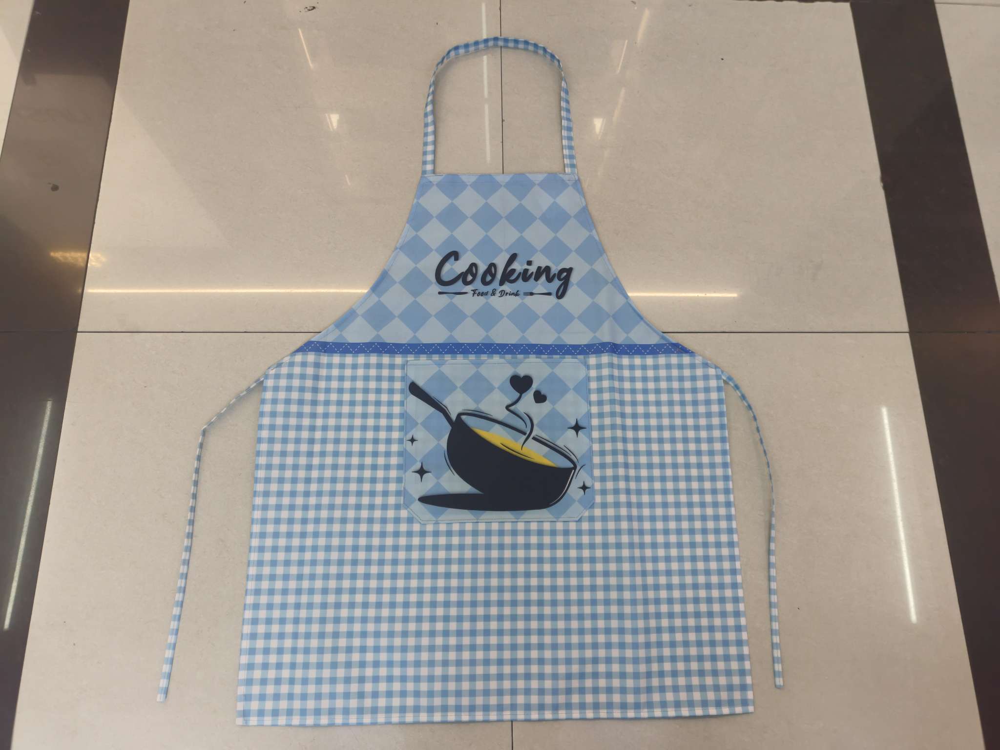 Korean-style fashionable anti-stain, dust-proof and dirt-proof work apron for home kitchen cooking. Cute coverings for both men and women and adults. Baking waistband