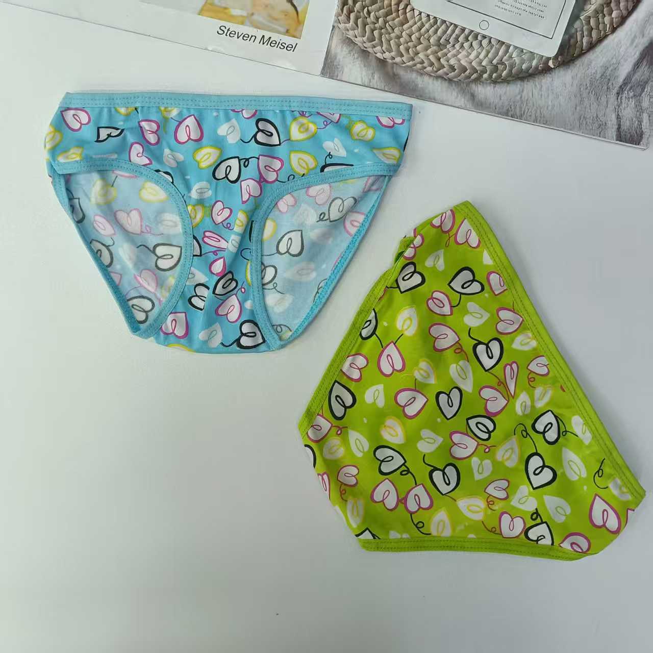 DD-686# Export Underwear for Women, comfortable and breathable underwear for Girls, children's clothing, children's colorful printed and edged underwear, QNI Specification drawing