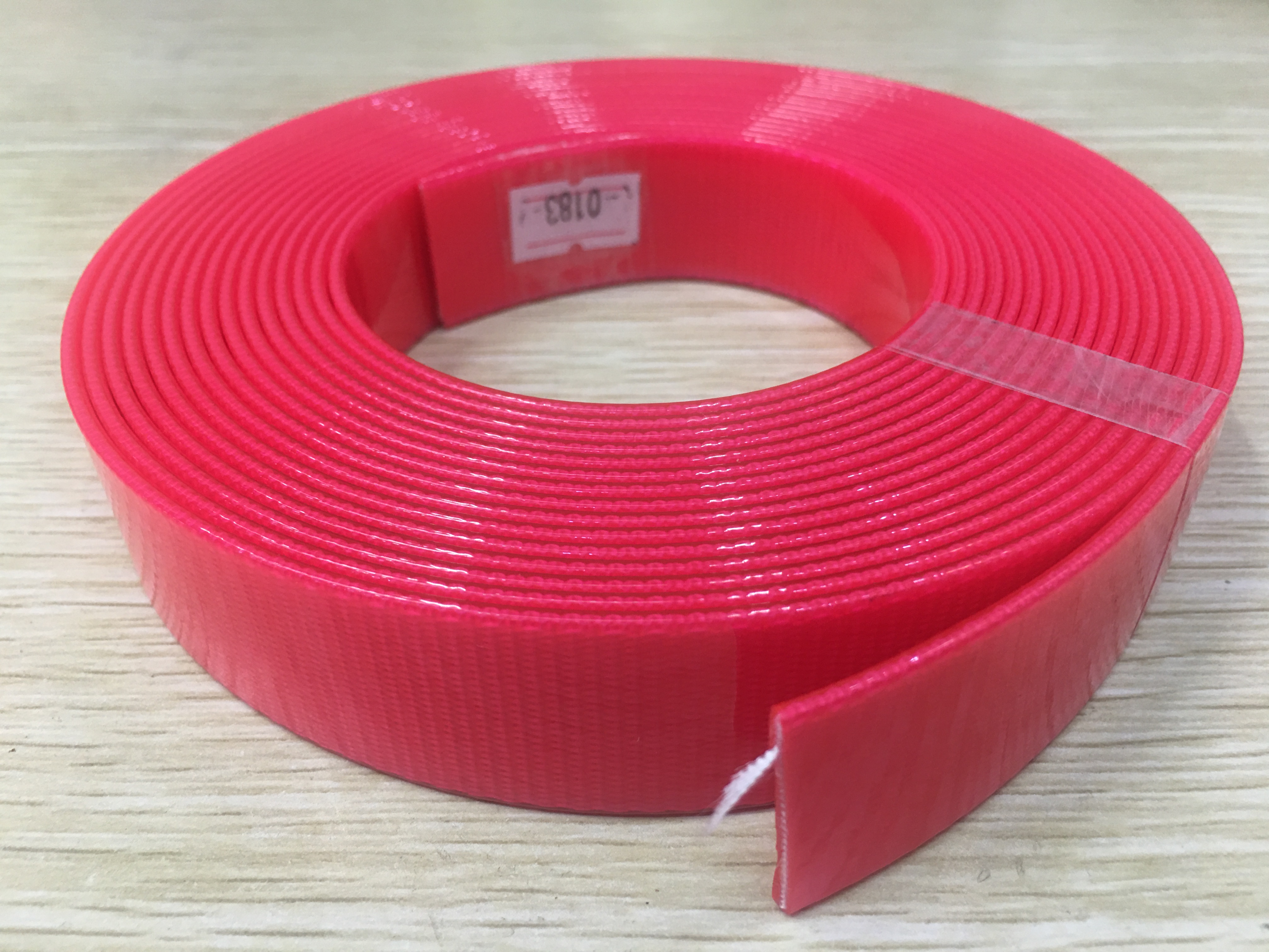 厂家直销耐磨耐用TPU包胶织带 防水公交车拉手织带 箱包手袋织带#tpu包胶织带详情5